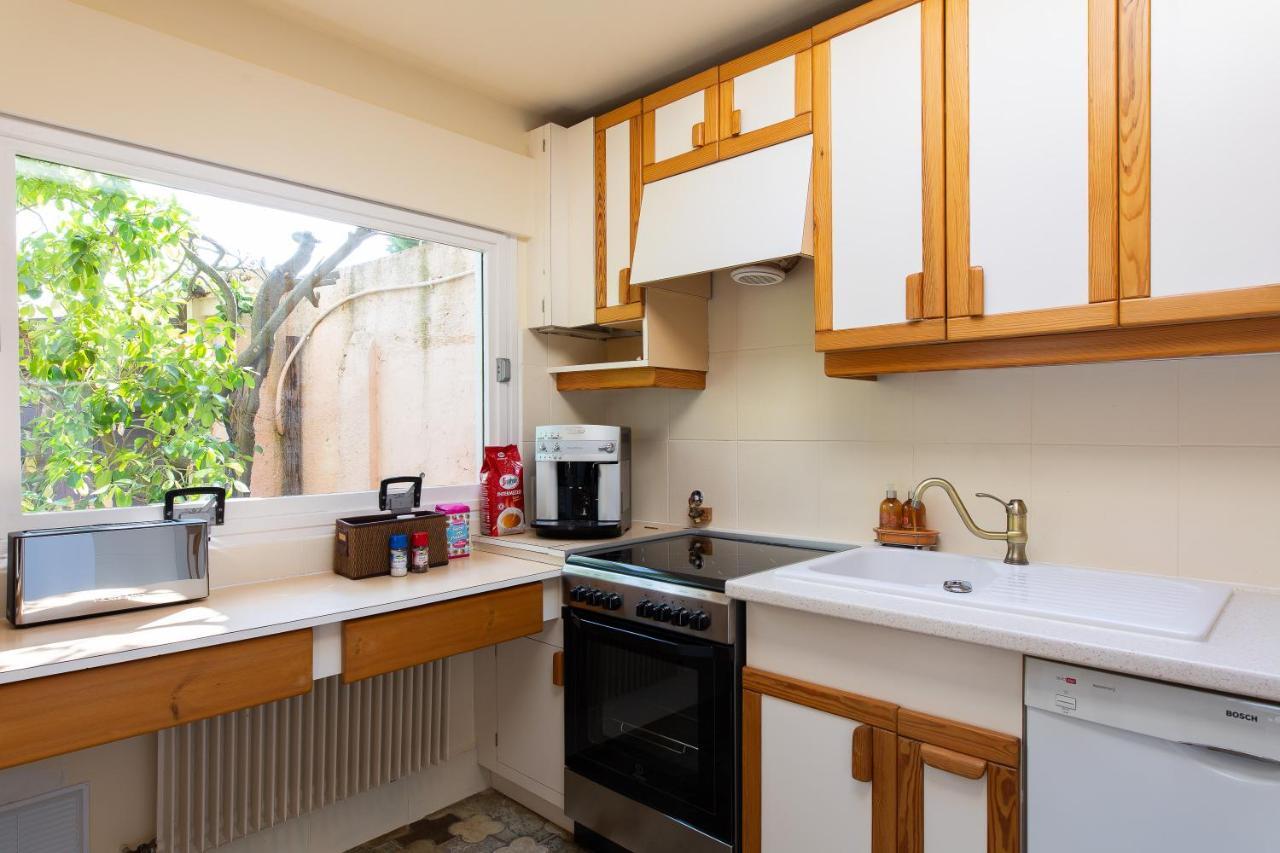 Haus Mit Garten Ueber Der Bucht Von Cannes Vallauris Bagian luar foto